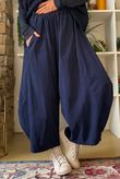 Bateau Needlecord 7/8 Barrel Culotte Pant Navy